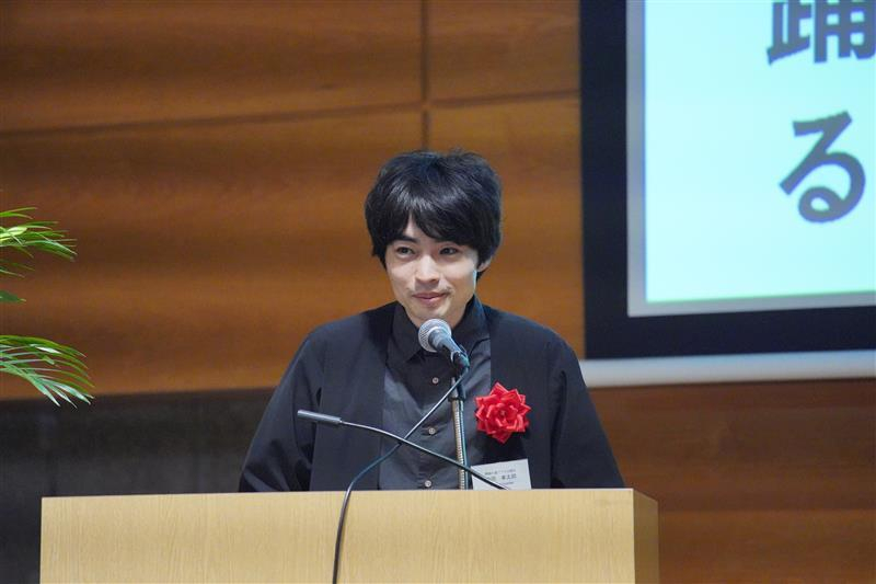 Distillations of Architecture House / Means　家 / 具